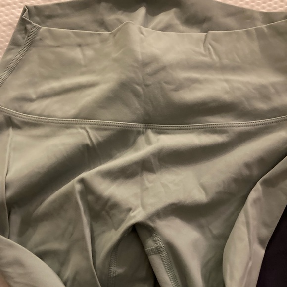 Sold together. - Picture 2 of 2